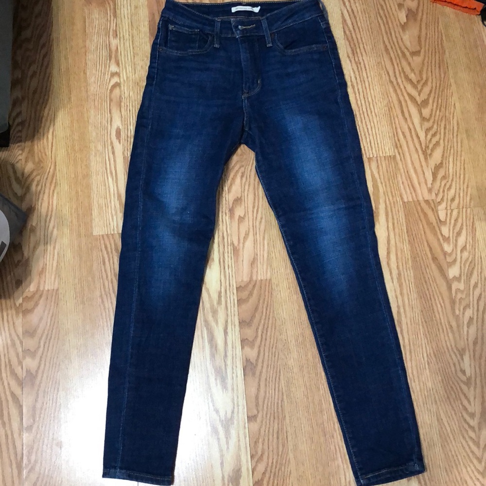 Levi’s 721 High Rise Skinny Jeans